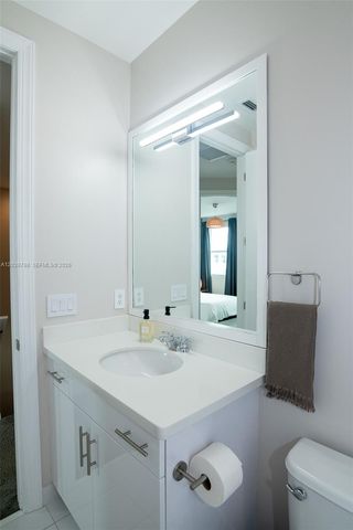 2900 NE 12th Terrace 14, Oakland Park, FL 33334
