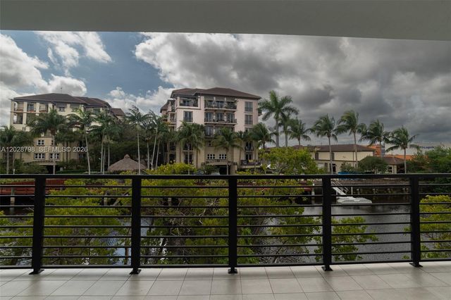 2900 NE 12th Terrace 14, Oakland Park, FL 33334