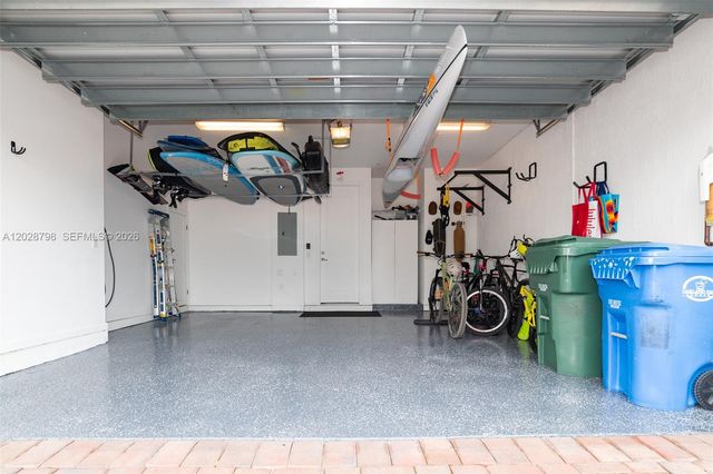 2900 NE 12th Terrace 14, Oakland Park, FL 33334