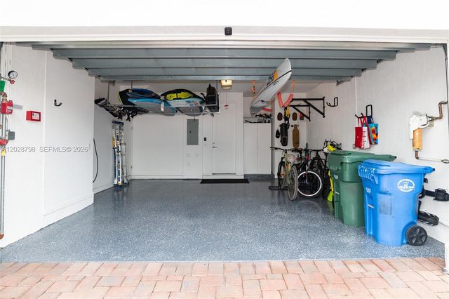 2900 NE 12th Terrace 14, Oakland Park, FL 33334