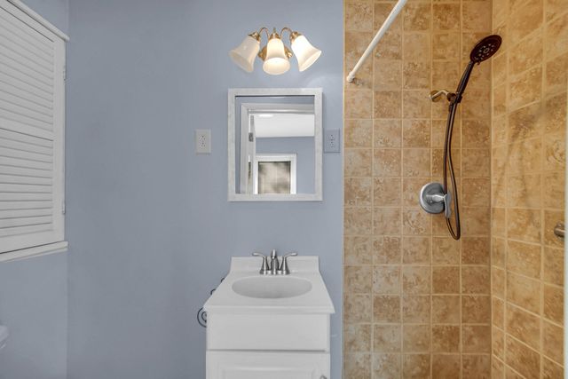 25 E Hoehn Street, Wheatfield, IN 46392