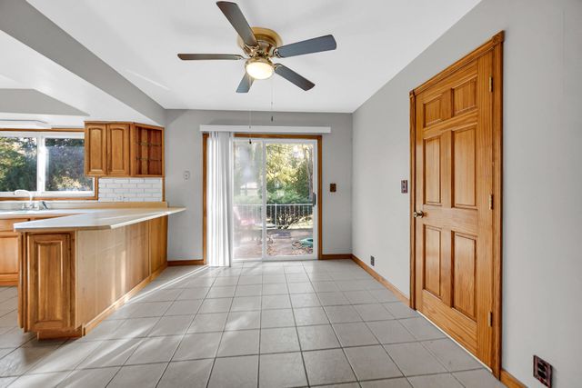 25 E Hoehn Street, Wheatfield, IN 46392