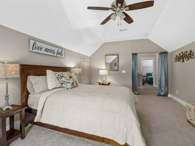 576 Serendipity Ln, Spartanburg, SC 29301