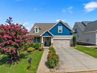 576 Serendipity Ln, Spartanburg, SC 29301