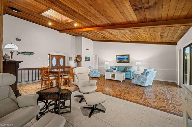 5028 Pelican BLVD, Cape Coral, FL 33914