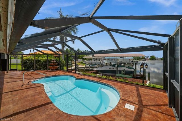 5028 Pelican BLVD, Cape Coral, FL 33914