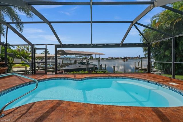 5028 Pelican BLVD, Cape Coral, FL 33914