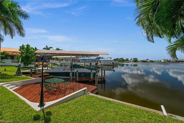 5028 Pelican BLVD, Cape Coral, FL 33914