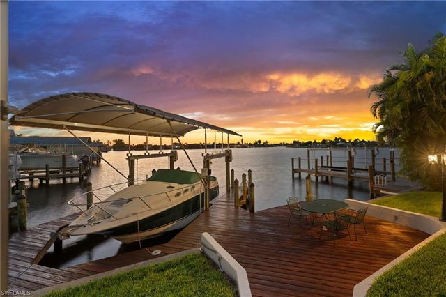 5028 Pelican BLVD, Cape Coral, FL 33914