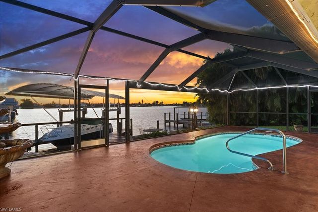 5028 Pelican BLVD, Cape Coral, FL 33914