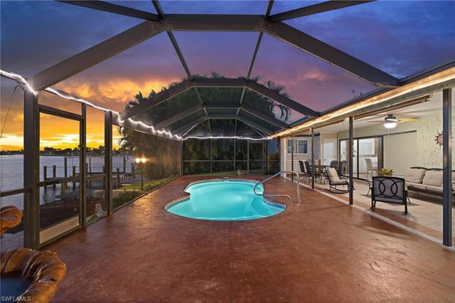 5028 Pelican BLVD, Cape Coral, FL 33914