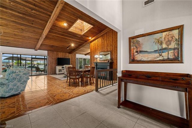 5028 Pelican BLVD, Cape Coral, FL 33914