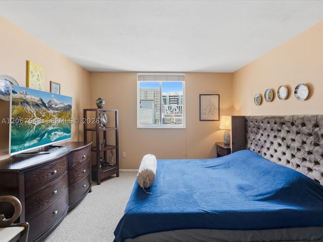 3588 Collins Ave 504, Miami Beach, FL 33140