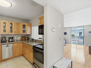 3588 Collins Ave 504, Miami Beach, FL 33140