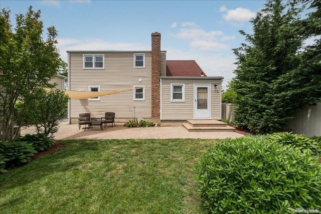 1670 Abby Road, Merrick, NY 11566