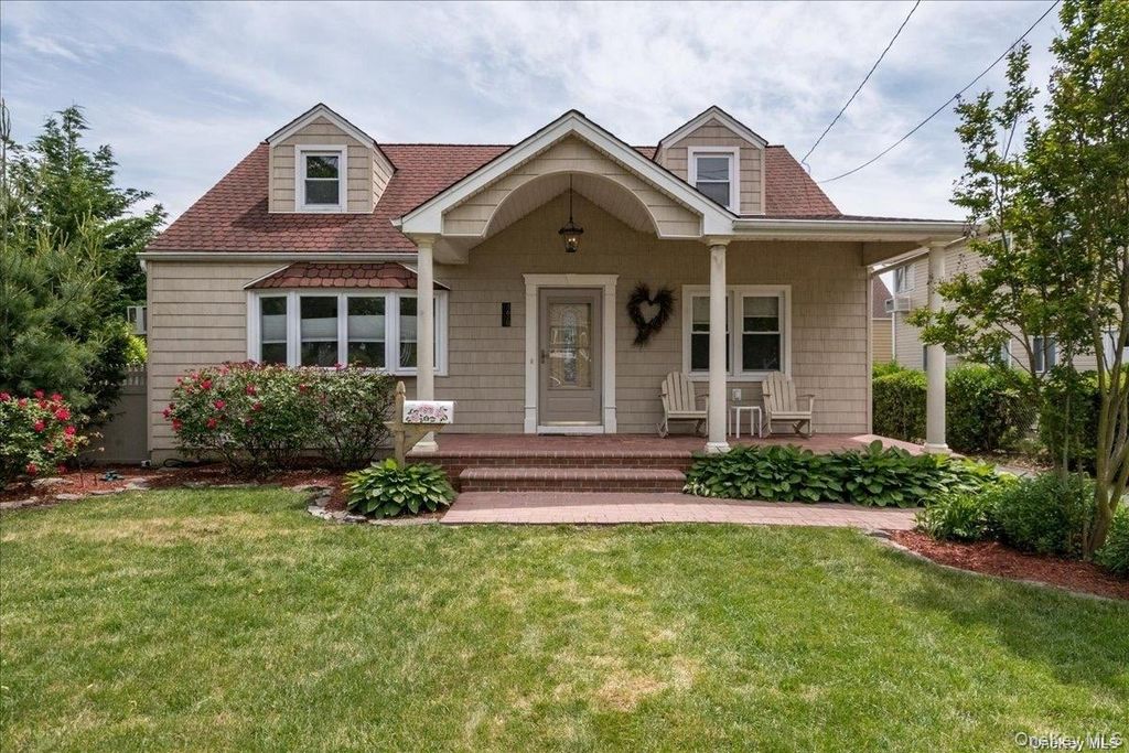 1670 Abby Road, Merrick, NY 11566