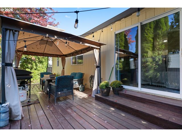 1275 CRYSTAL Ln, Lafayette, OR 97127