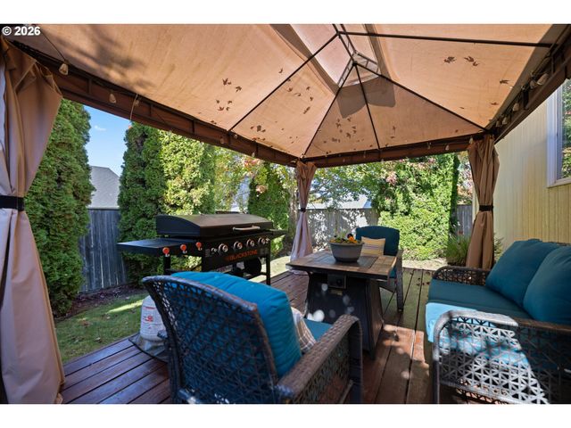 1275 CRYSTAL Ln, Lafayette, OR 97127