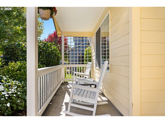 1275 CRYSTAL Ln, Lafayette, OR 97127