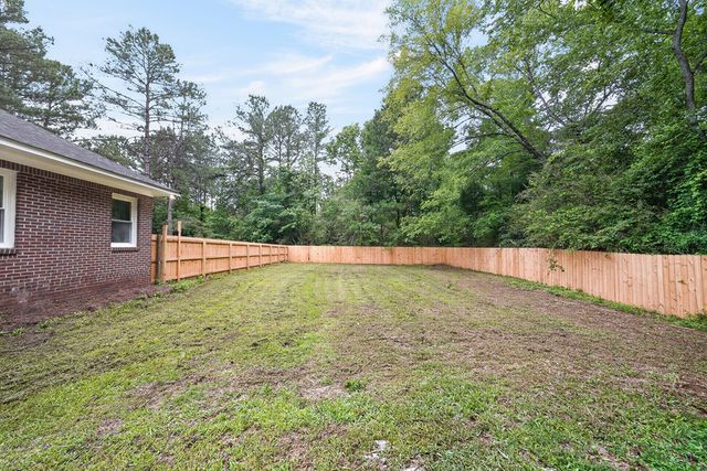 9181 Midland Woods Drive, Columbus, GA 31820