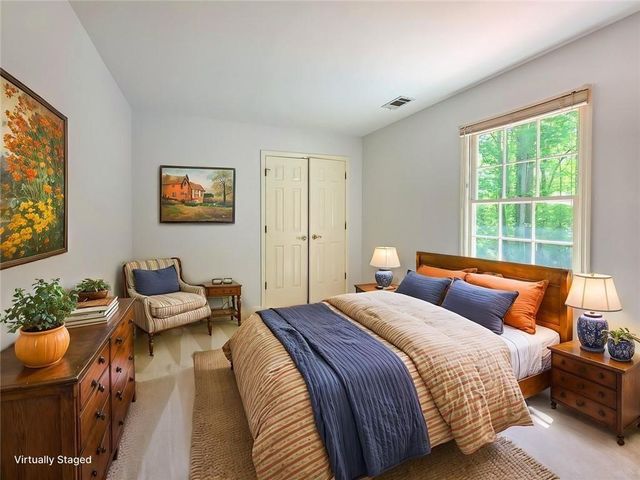 300 Farm Track, Roswell, GA 30075