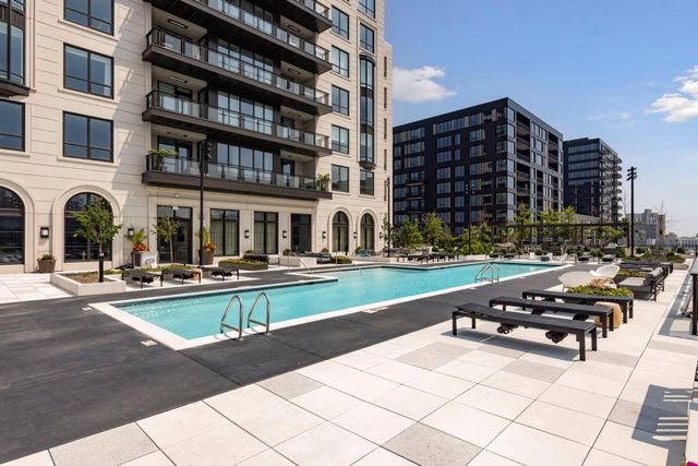 1111 W River Parkway 31B, Minneapolis, MN 55415