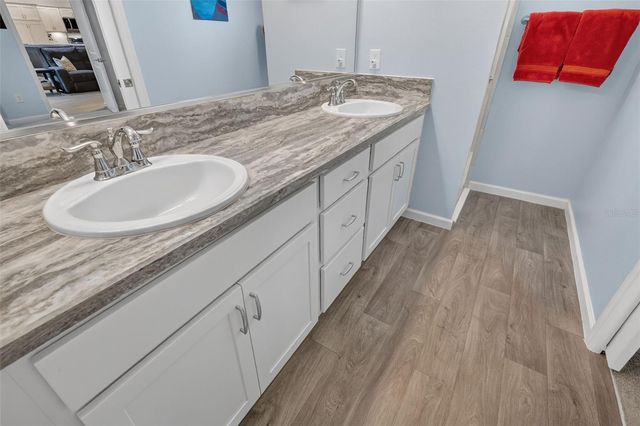 11387 ZIMMERMAN PATH, Oxford, FL 34484
