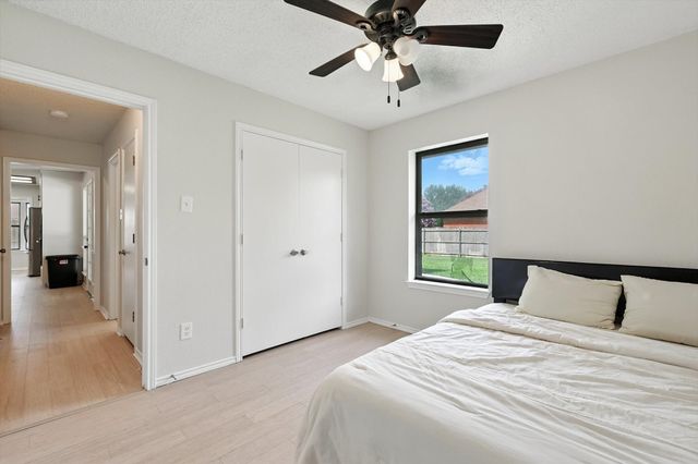 2613 New Bedford Court, Bedford, TX 76022