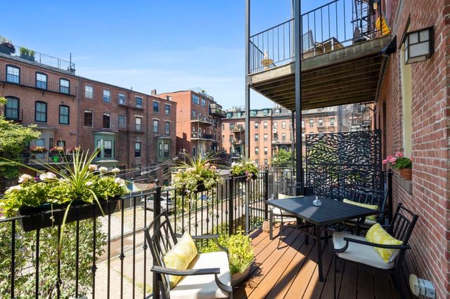 44 Rutland Sq 2, Boston, MA 02118