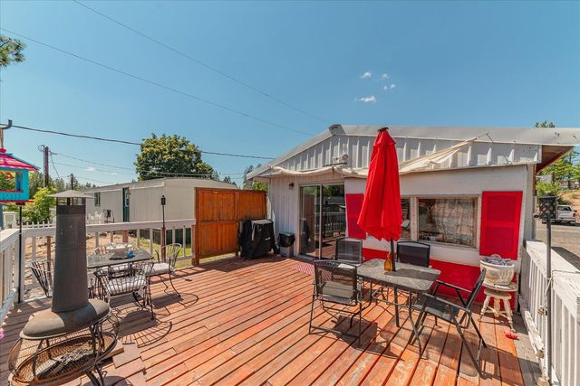 33815 S Caramel Ln, Cheney, WA 99004