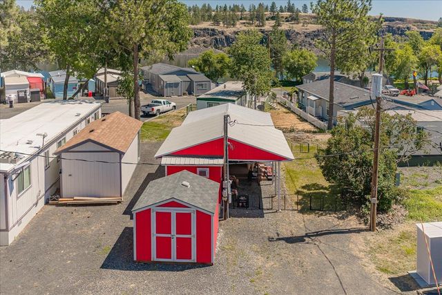 33815 S Caramel Ln, Cheney, WA 99004