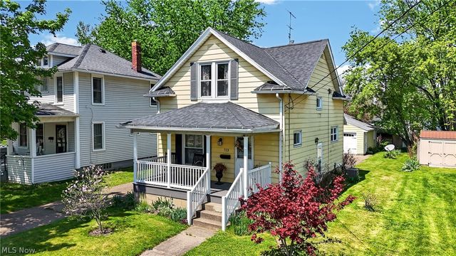 713 W Oak Street, Orrville, OH 44667