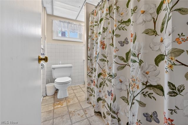 713 W Oak Street, Orrville, OH 44667