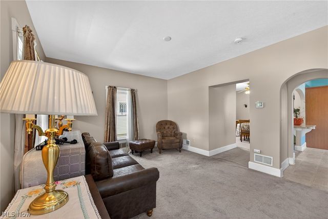 713 W Oak Street, Orrville, OH 44667