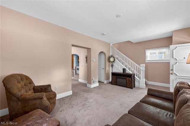 713 W Oak Street, Orrville, OH 44667