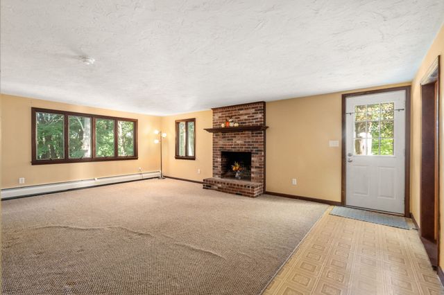 32 Elm Street, Hudson, MA 01749