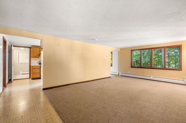 32 Elm Street, Hudson, MA 01749