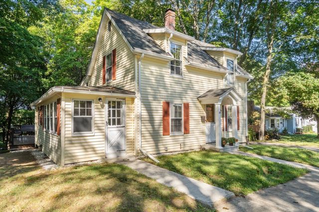 32 Elm Street, Hudson, MA 01749