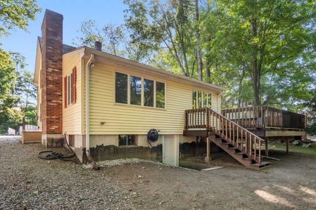 32 Elm Street, Hudson, MA 01749