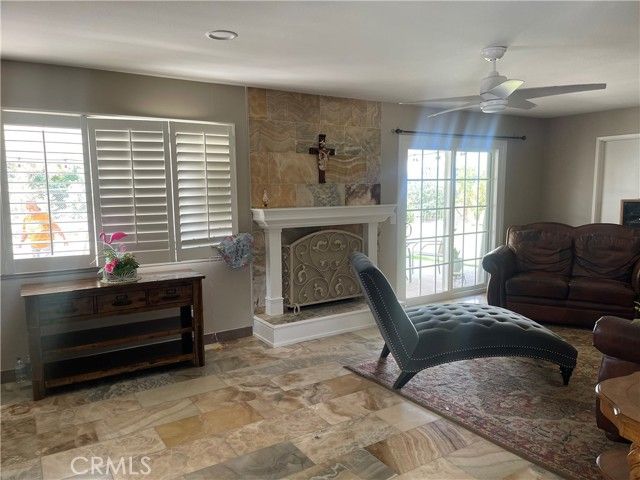 1142 Country Club Lane, Corona, CA 92878