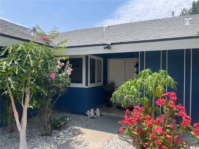 1142 Country Club Lane, Corona, CA 92878