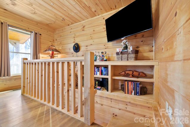 344 Wolf Trail, Lake Lure, NC 28746