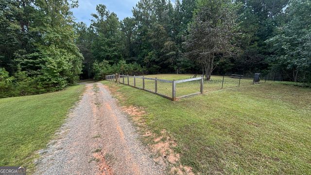 2489 Boxankle Road, Forsyth, GA 31029
