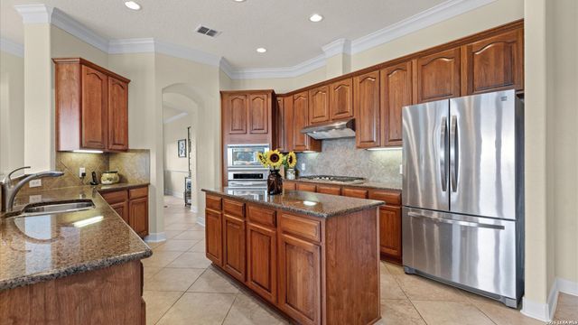 216 Lone Mtn, New Braunfels, TX 78132