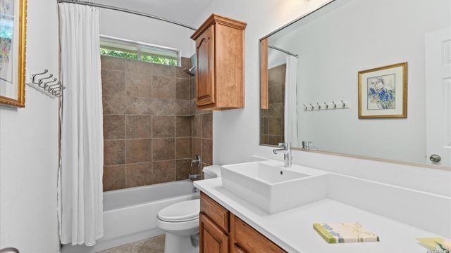 216 Lone Mtn, New Braunfels, TX 78132