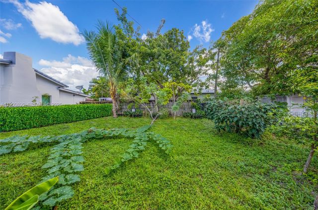 1515 NW 33rd Avenue, Miami, FL 33125