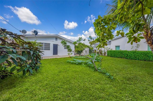 1515 NW 33rd Avenue, Miami, FL 33125
