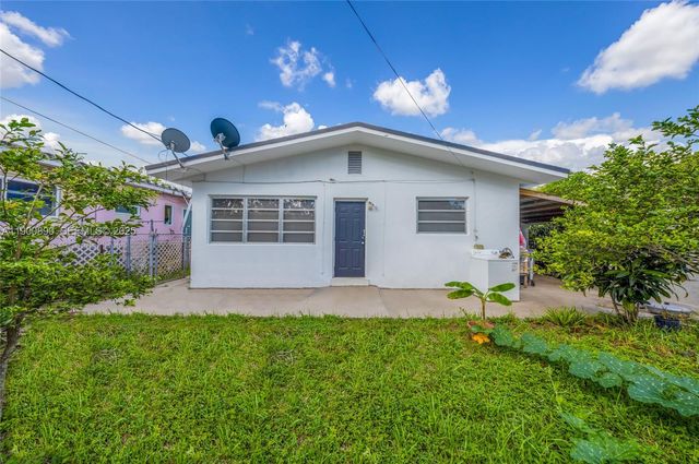 1515 NW 33rd Avenue, Miami, FL 33125