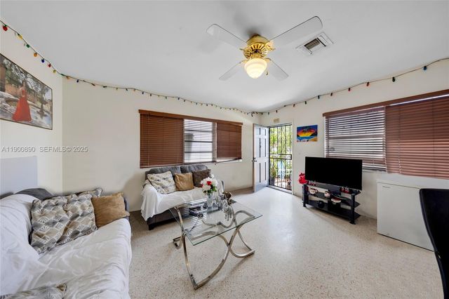 1515 NW 33rd Avenue, Miami, FL 33125