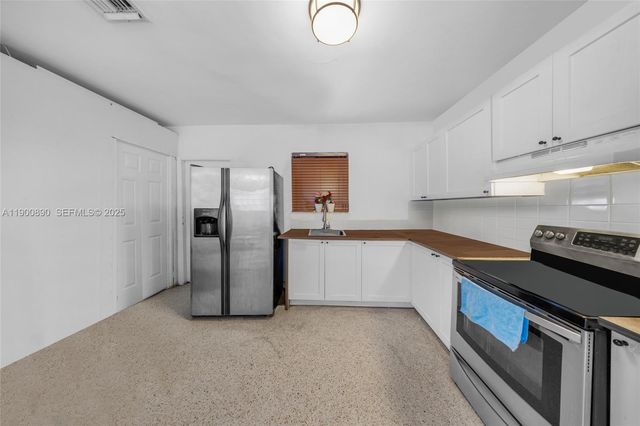 1515 NW 33rd Avenue, Miami, FL 33125